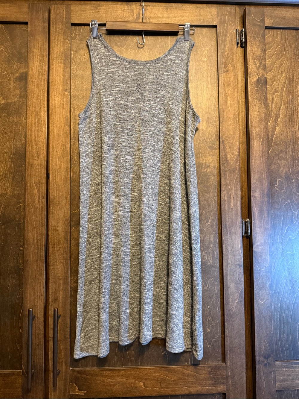 a.n.a Heather Gray Sleeveless Midi Swing Dress